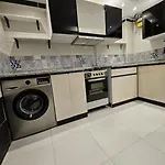 Luxury 2 Bedroom Residence By A1 - 201