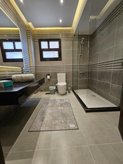 Luxury 2 Bedroom By A1 - 201