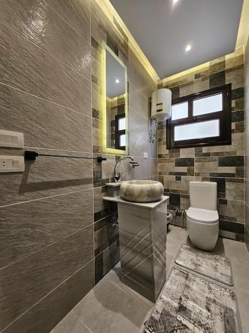 Luxury 2 Bedroom By A1 - 201 * Cairo