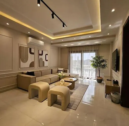 Luxury 2 Bedroom Residence By A1 - 201